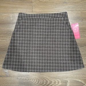 NWT plaid mini skirt with pockets